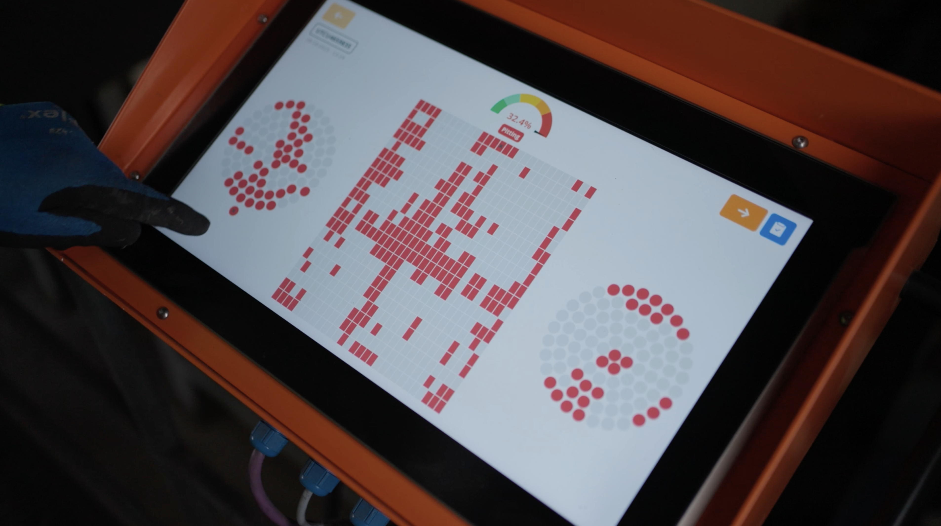 Interactive mapping chart on operator screen